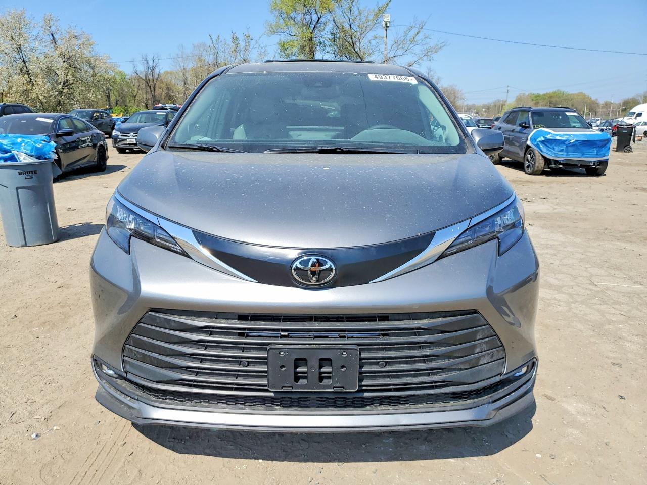 Toyota Sienna Xle 7-passenger