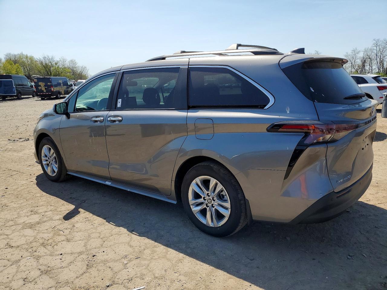 Toyota Sienna Xle 7-passenger