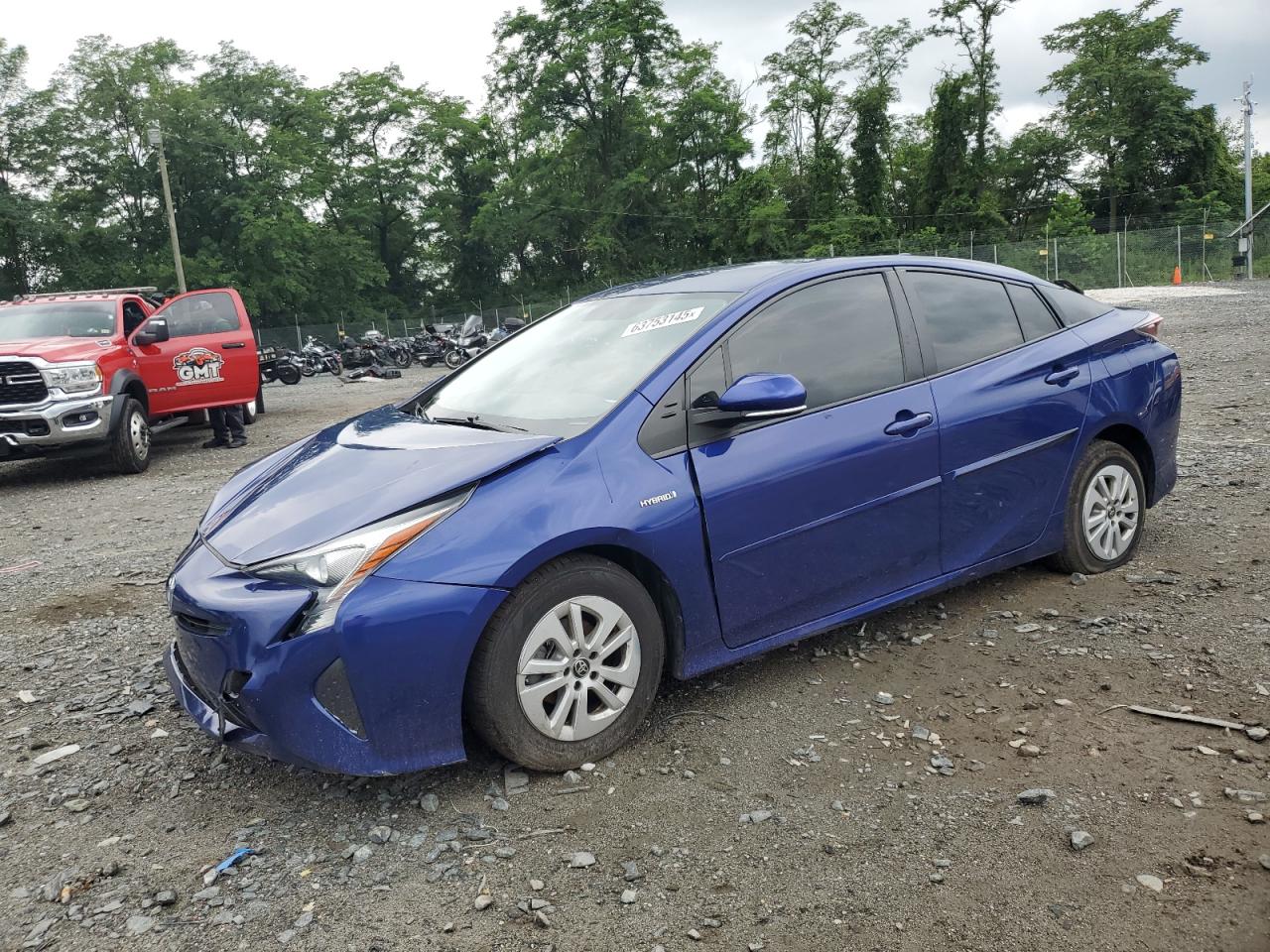 Salvage Toyota Prius Image