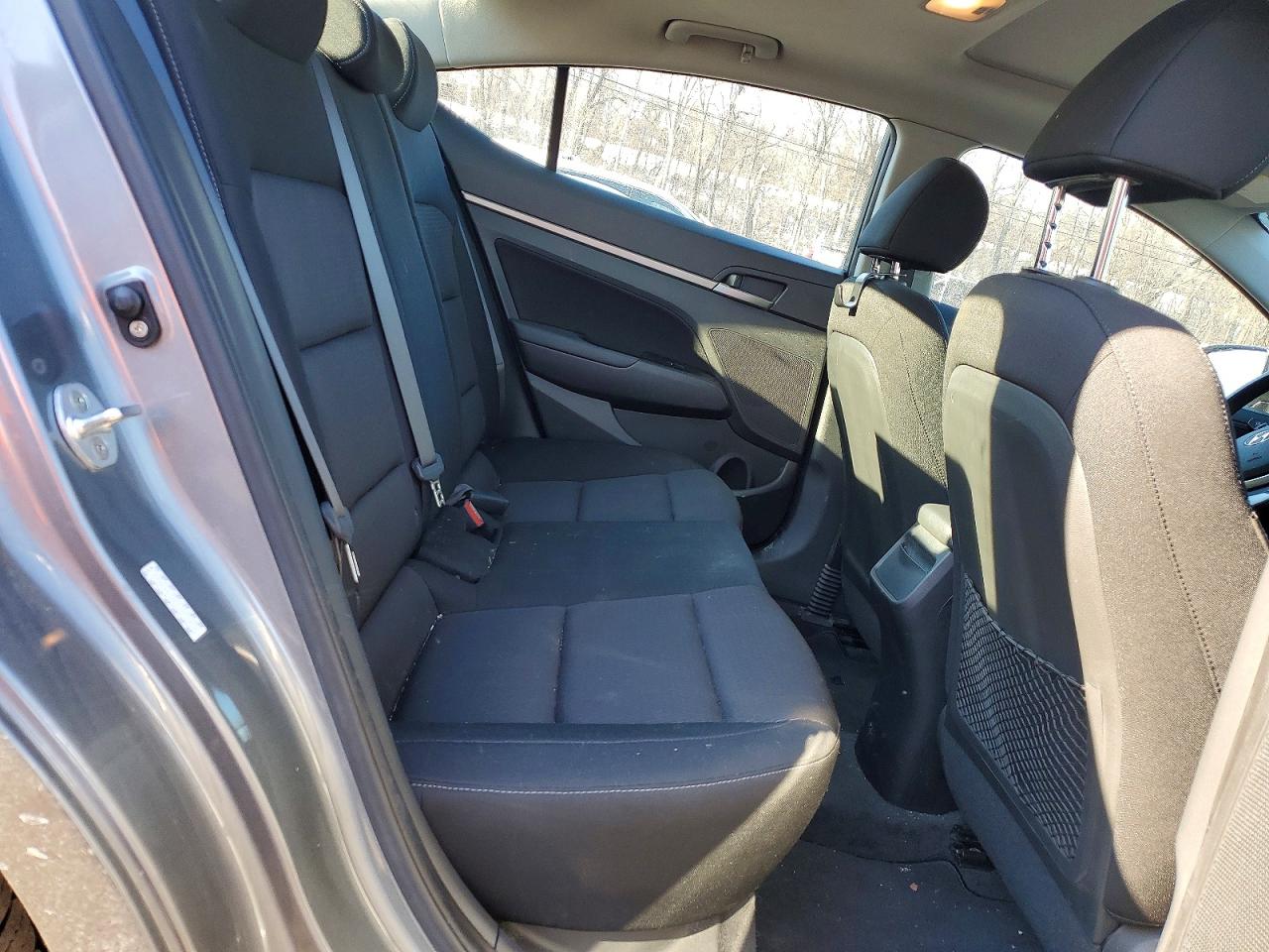 Hyundai ELANTRA Sel