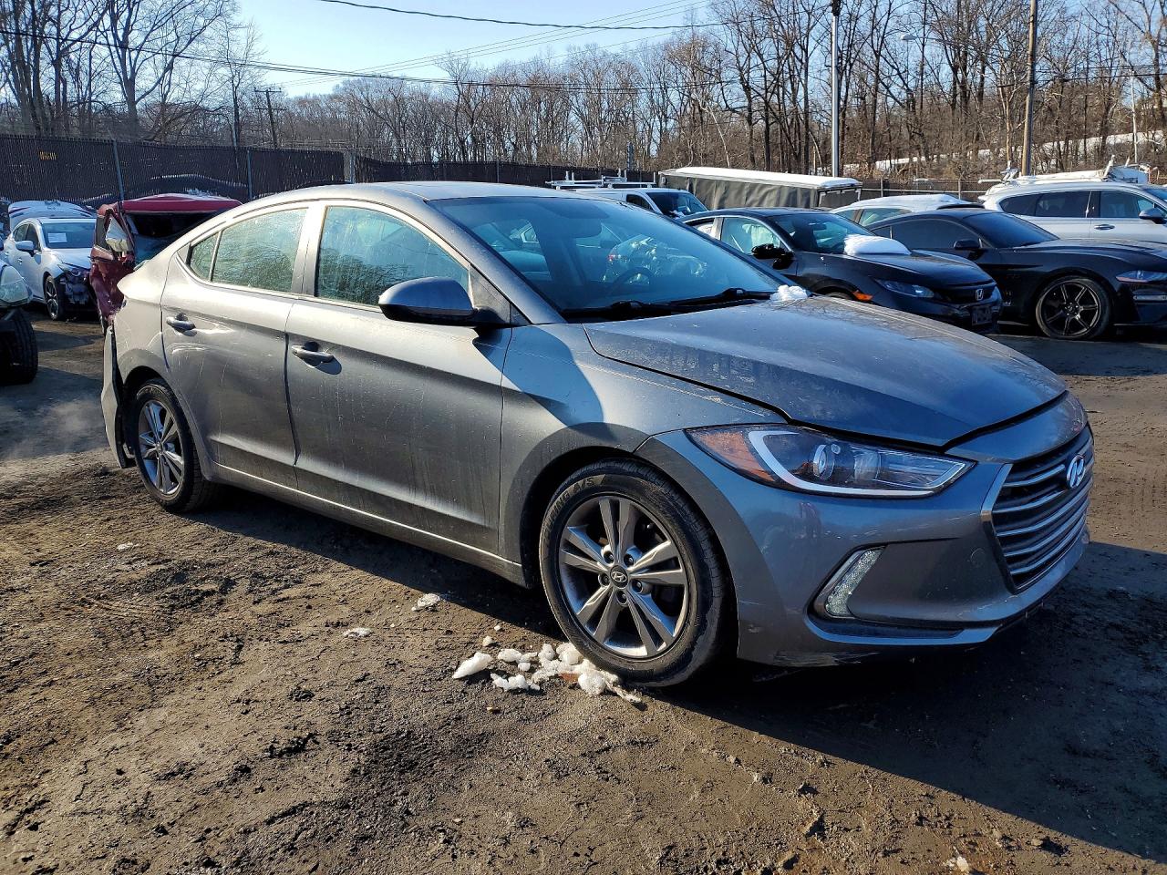 Hyundai ELANTRA Sel