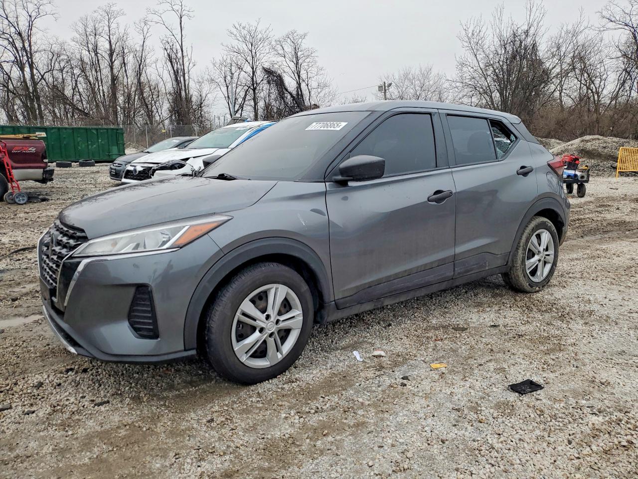Salvage Nissan Kicks Image