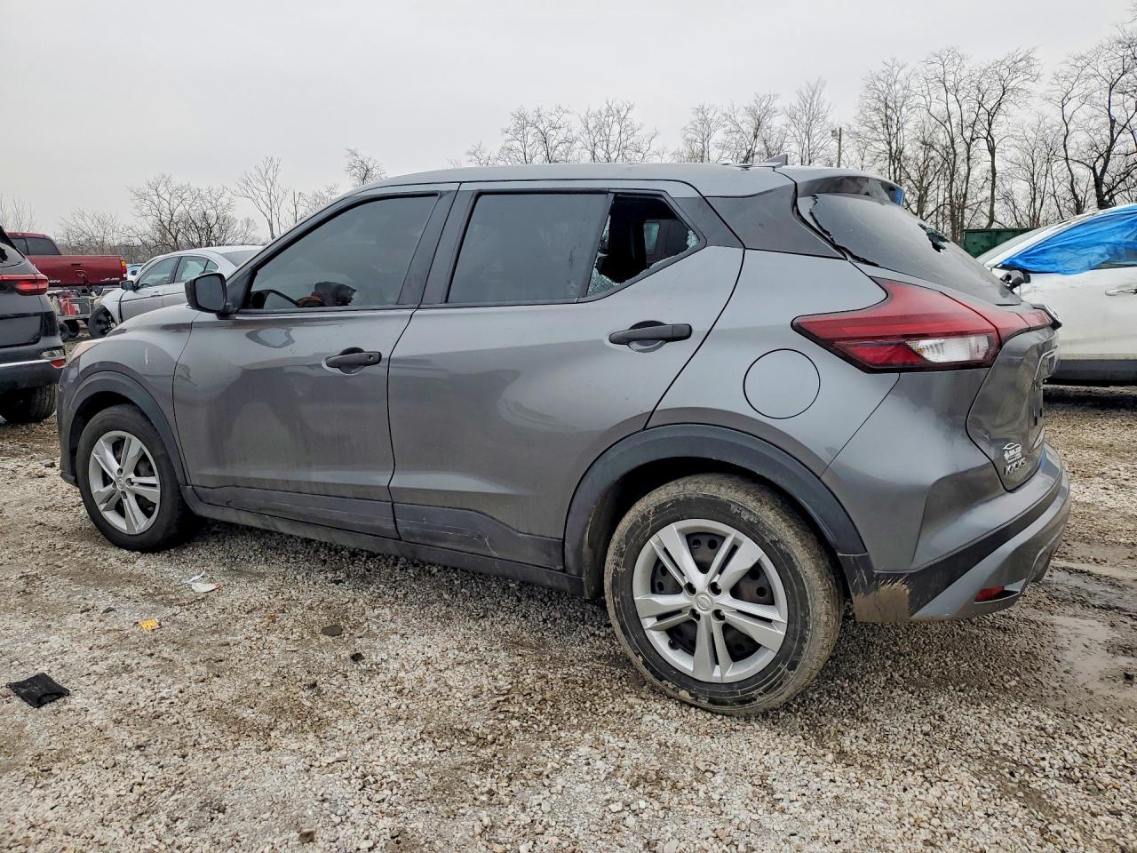 Nissan Kicks S