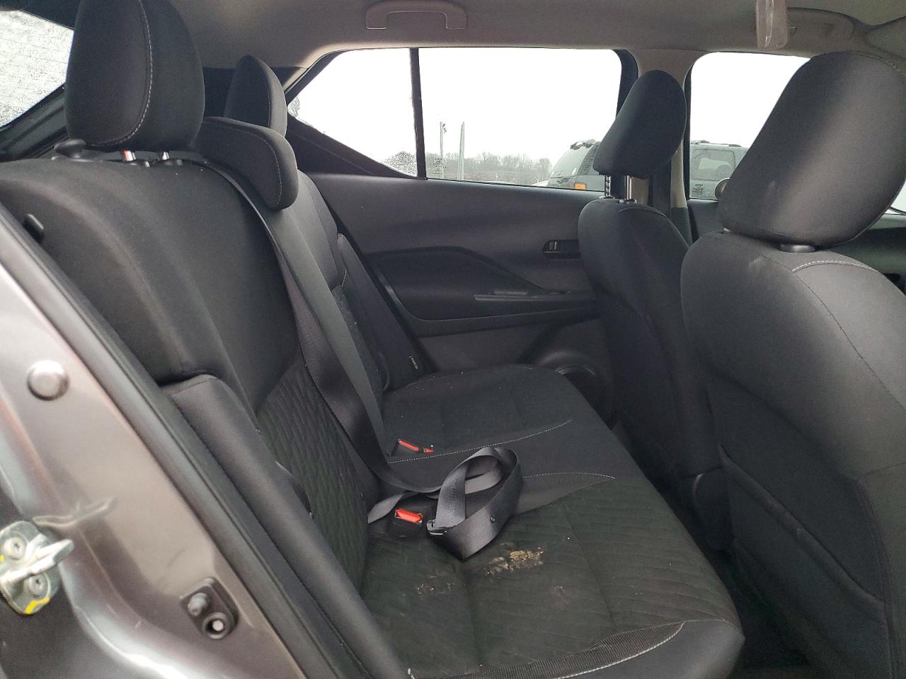 Nissan Kicks S