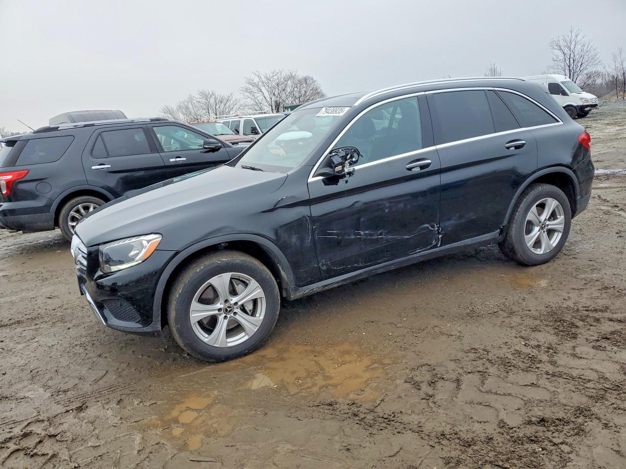 Salvage Mercedes-Benz GLC Image