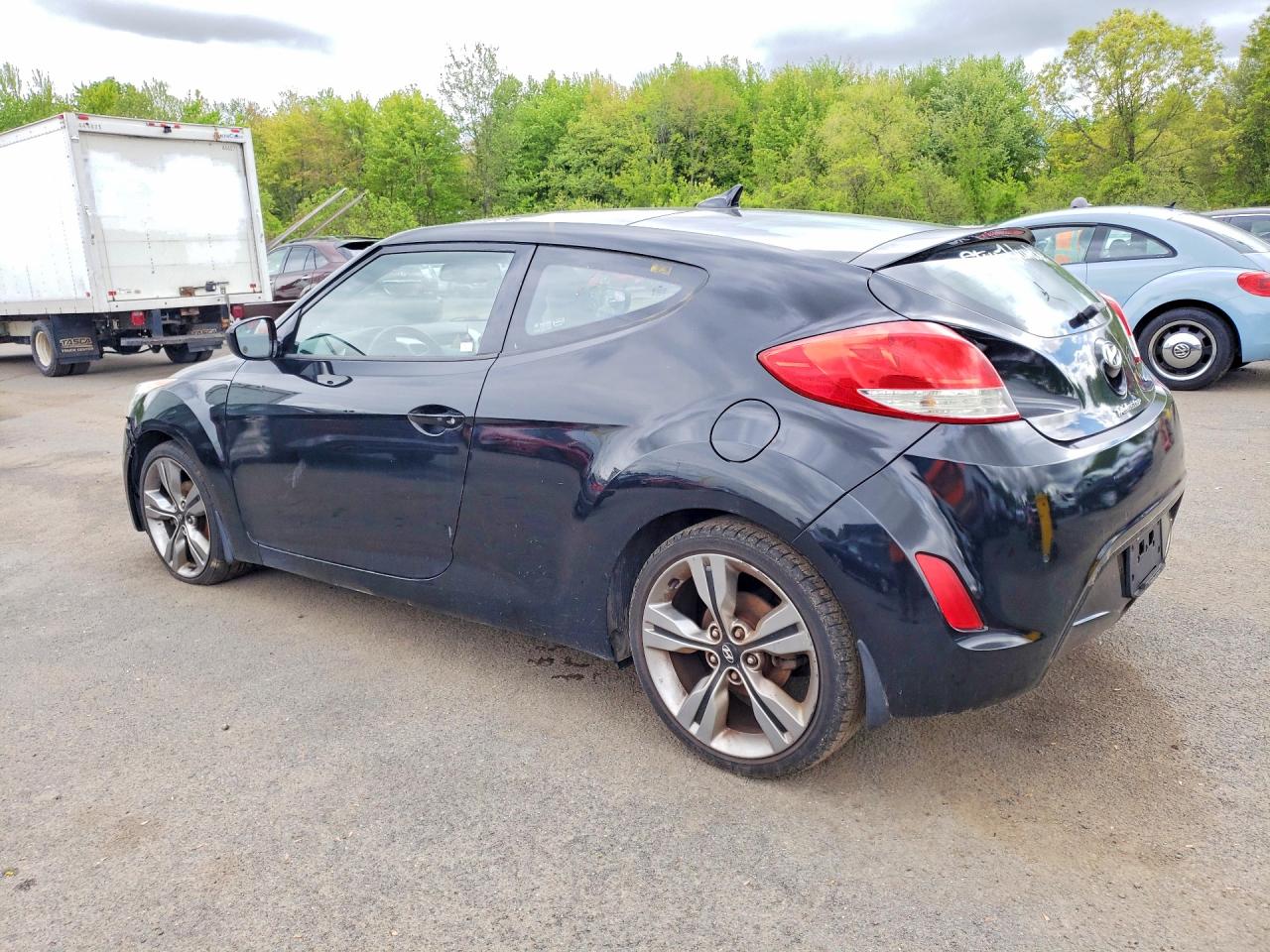Hyundai VELOSTER Base