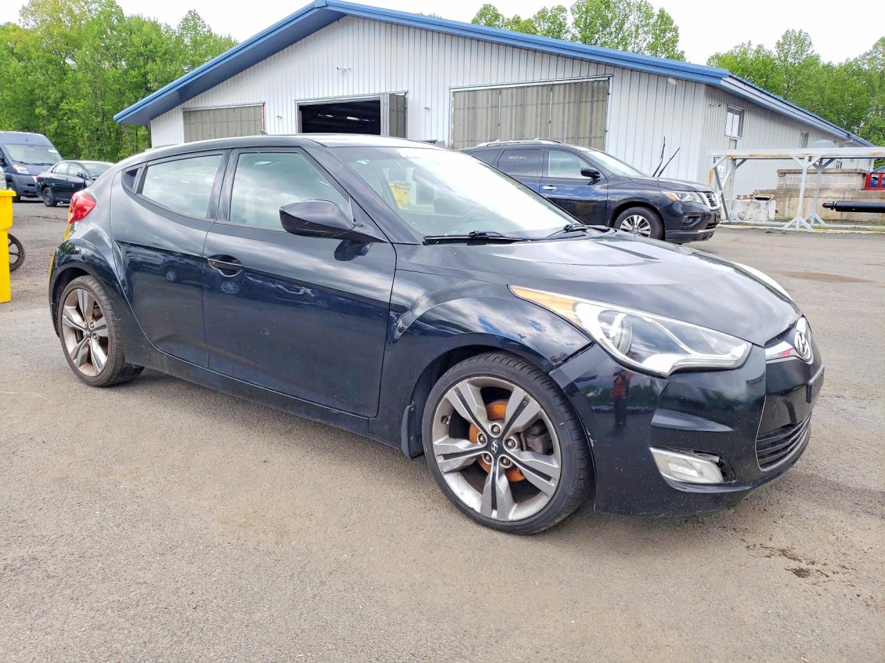 Hyundai VELOSTER Base