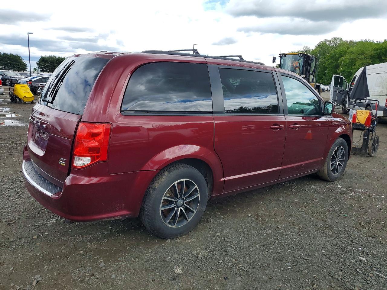 Dodge Caravan Gt