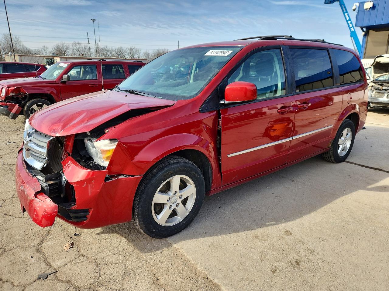 Salvage Dodge Caravan Image