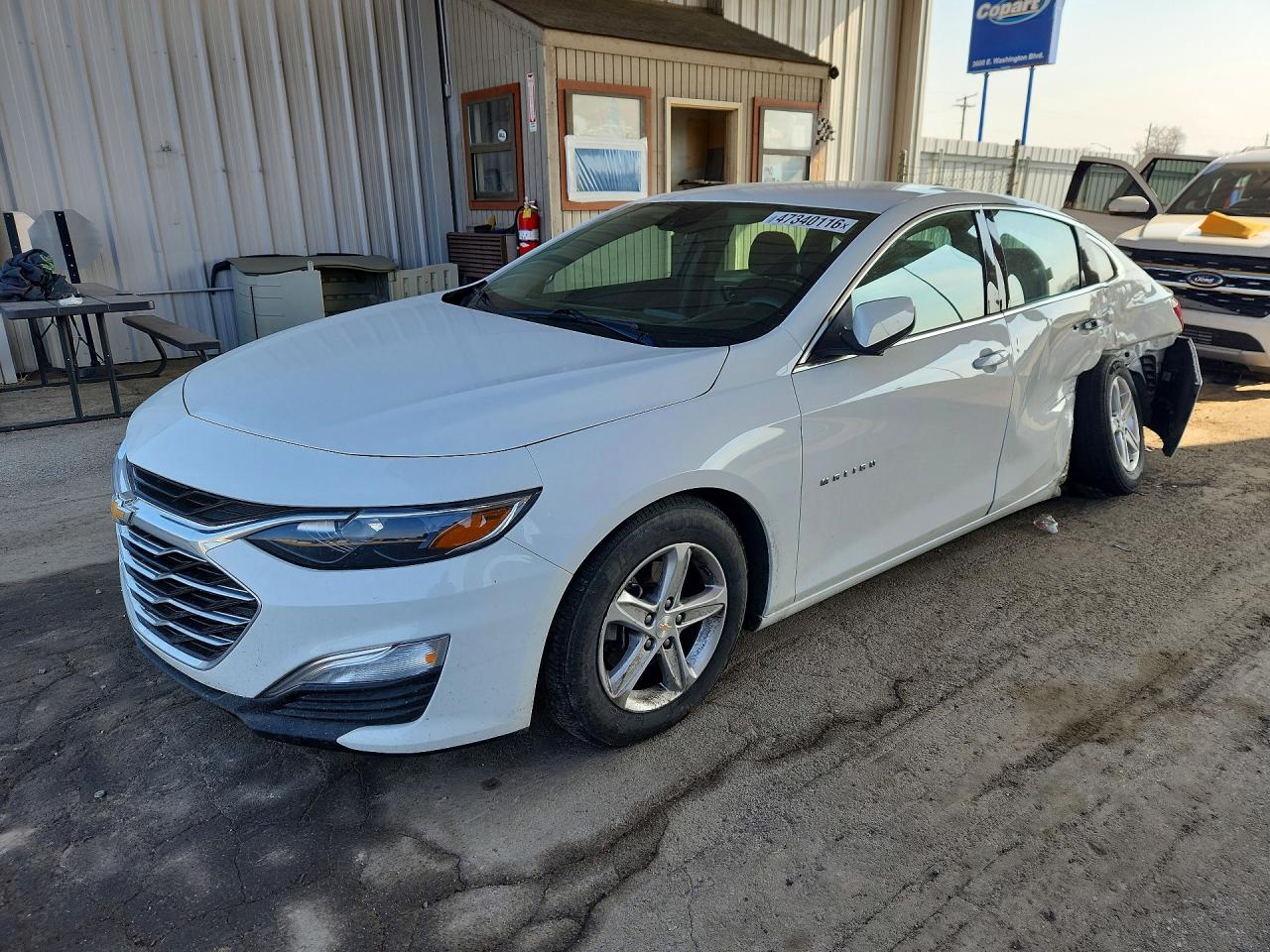 Salvage Chevrolet Malibu Image