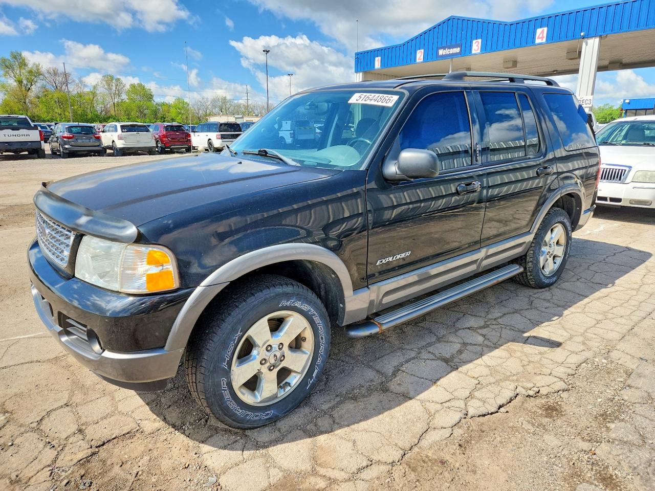 Salvage Ford Explorer Image