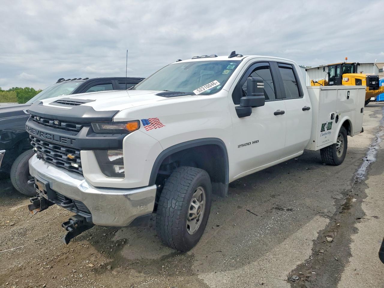 Salvage Chevrolet Silverado Image