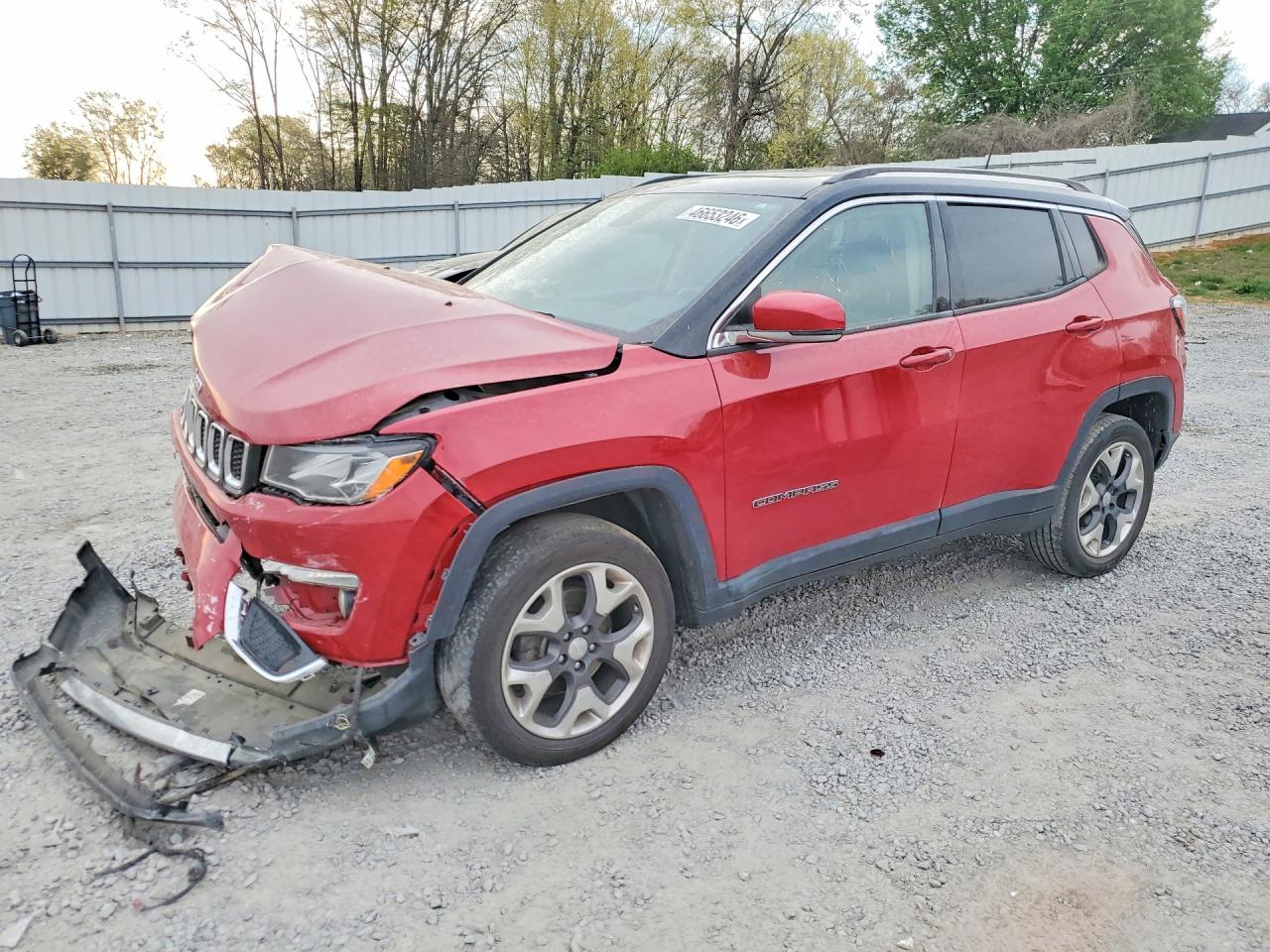 Salvage Jeep Compass Image