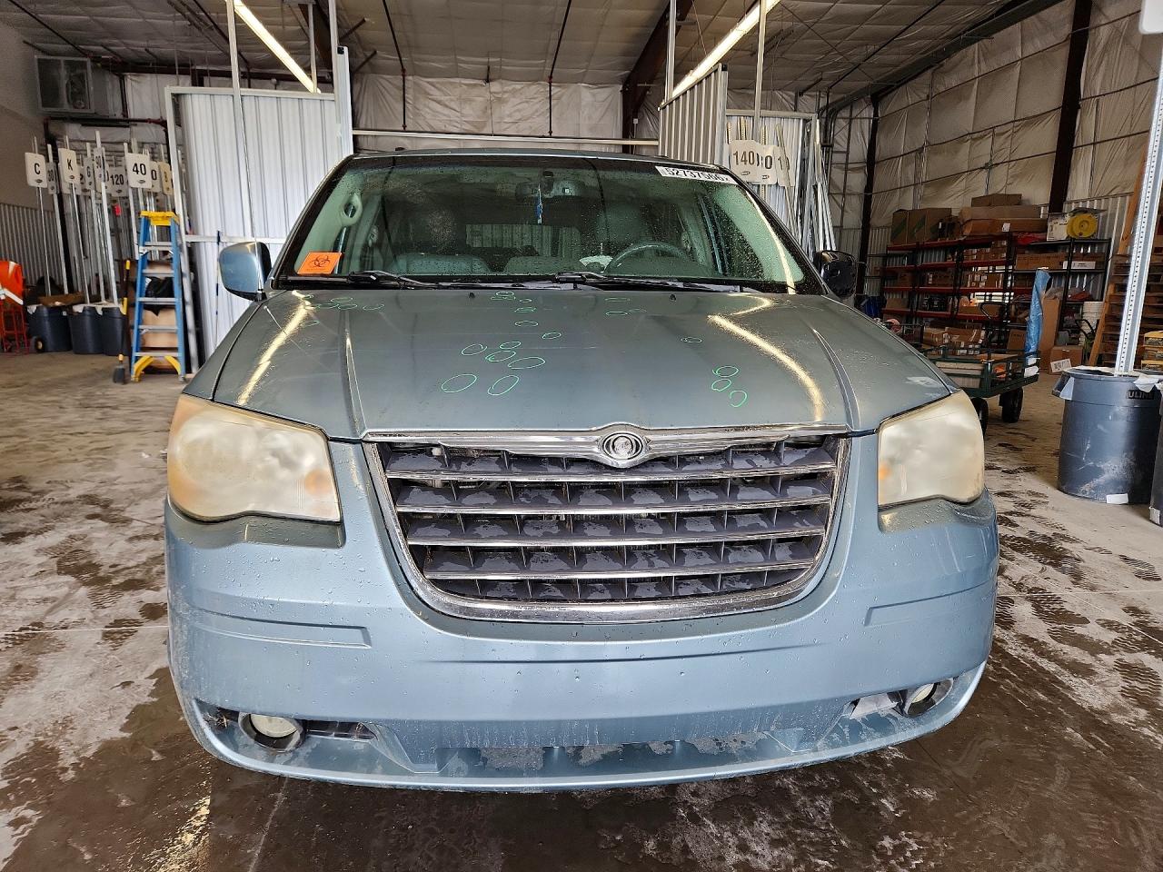 Chrysler Minivan Touring