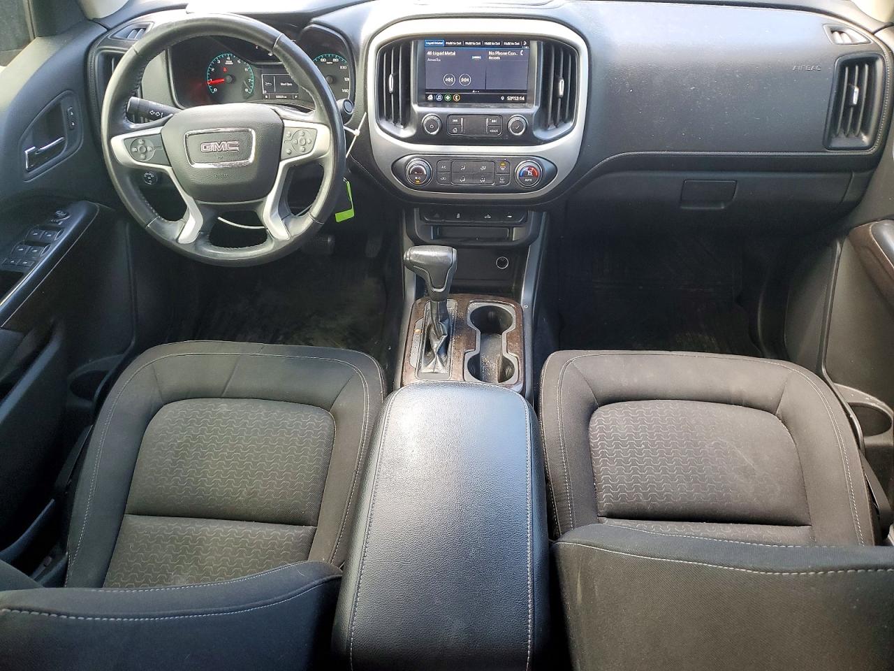 GMC Canyon Elevation