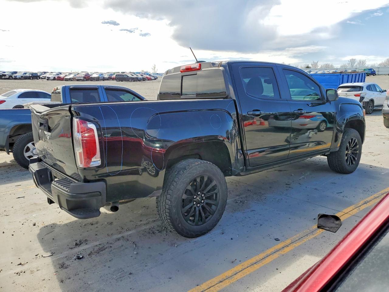 GMC Canyon Elevation