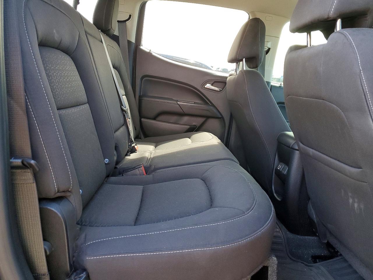 GMC Canyon Elevation
