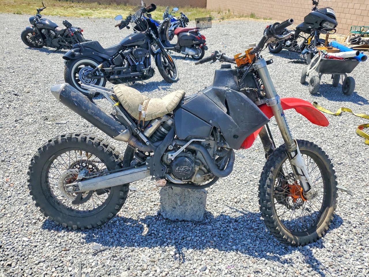 Salvage KTM Motorcycle Image