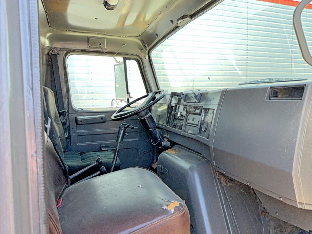 International S-Series G2604