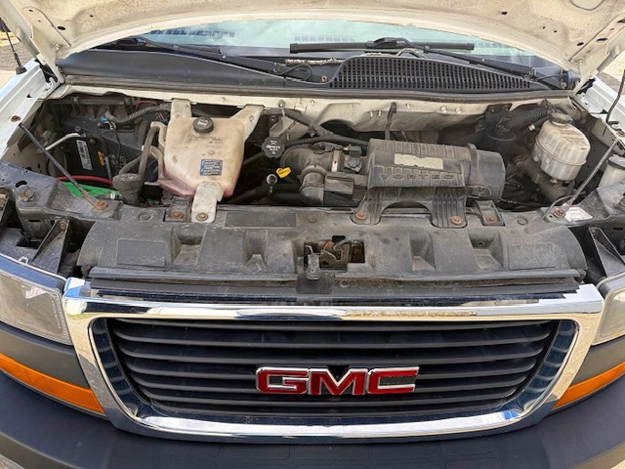 GMC Savana Cutaway G4500