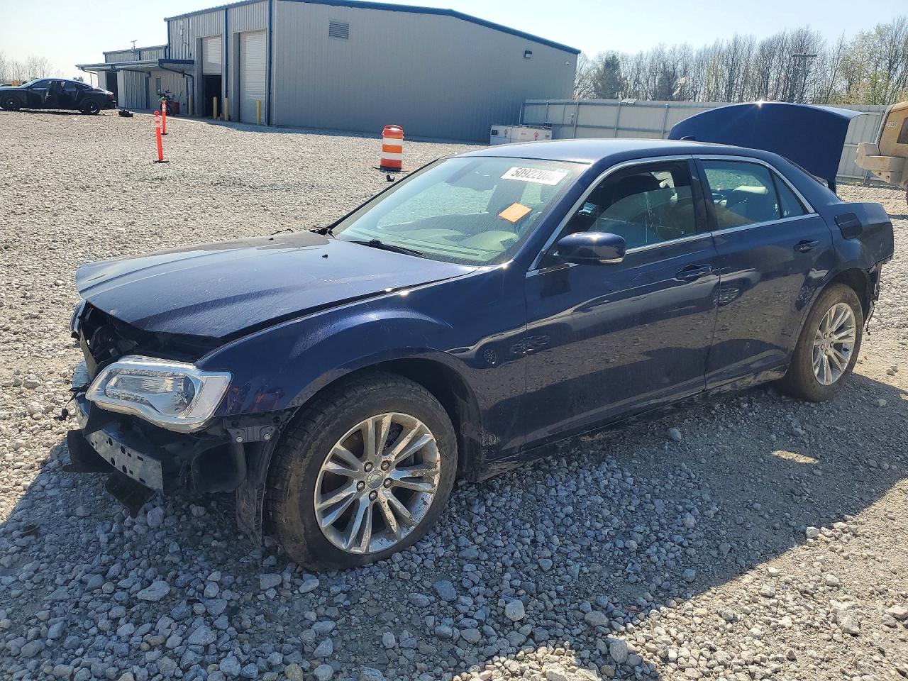 Salvage Chrysler 300 Image