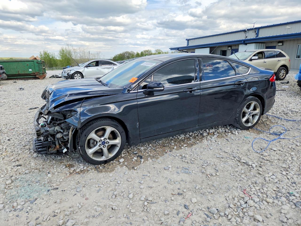 Salvage Ford Fusion Image