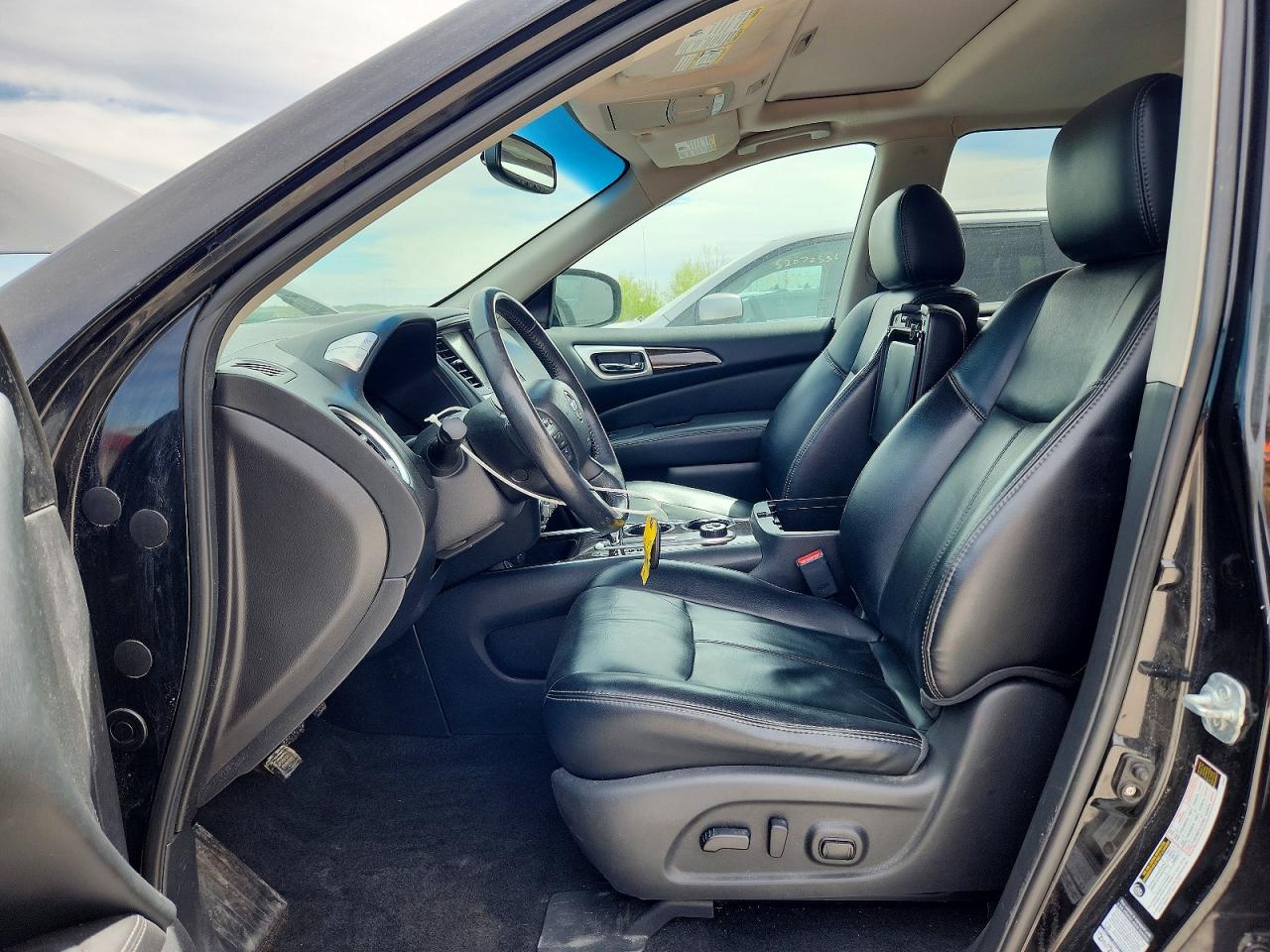 Nissan Pathfinder Sl
