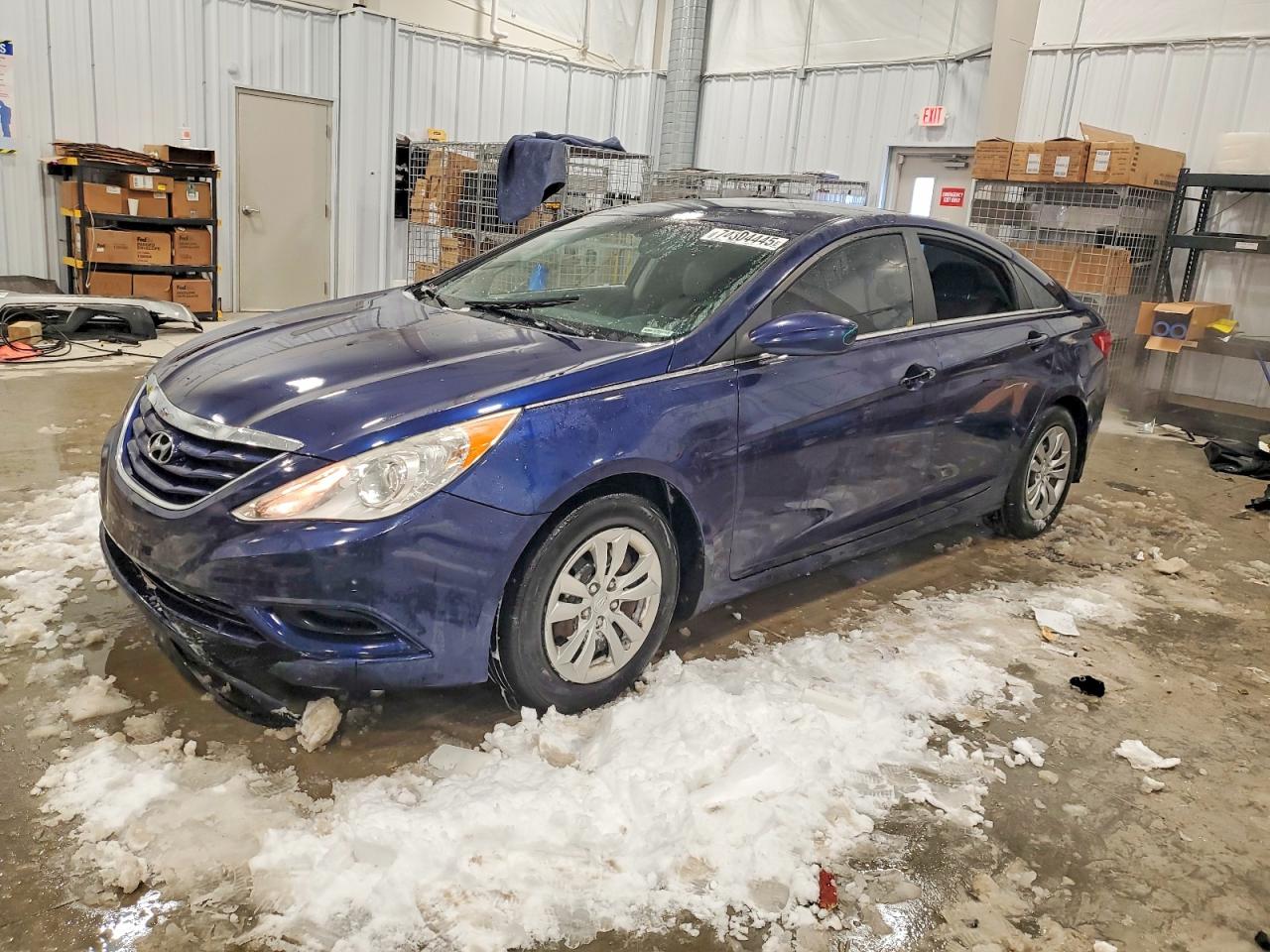 Salvage Hyundai SONATA Image