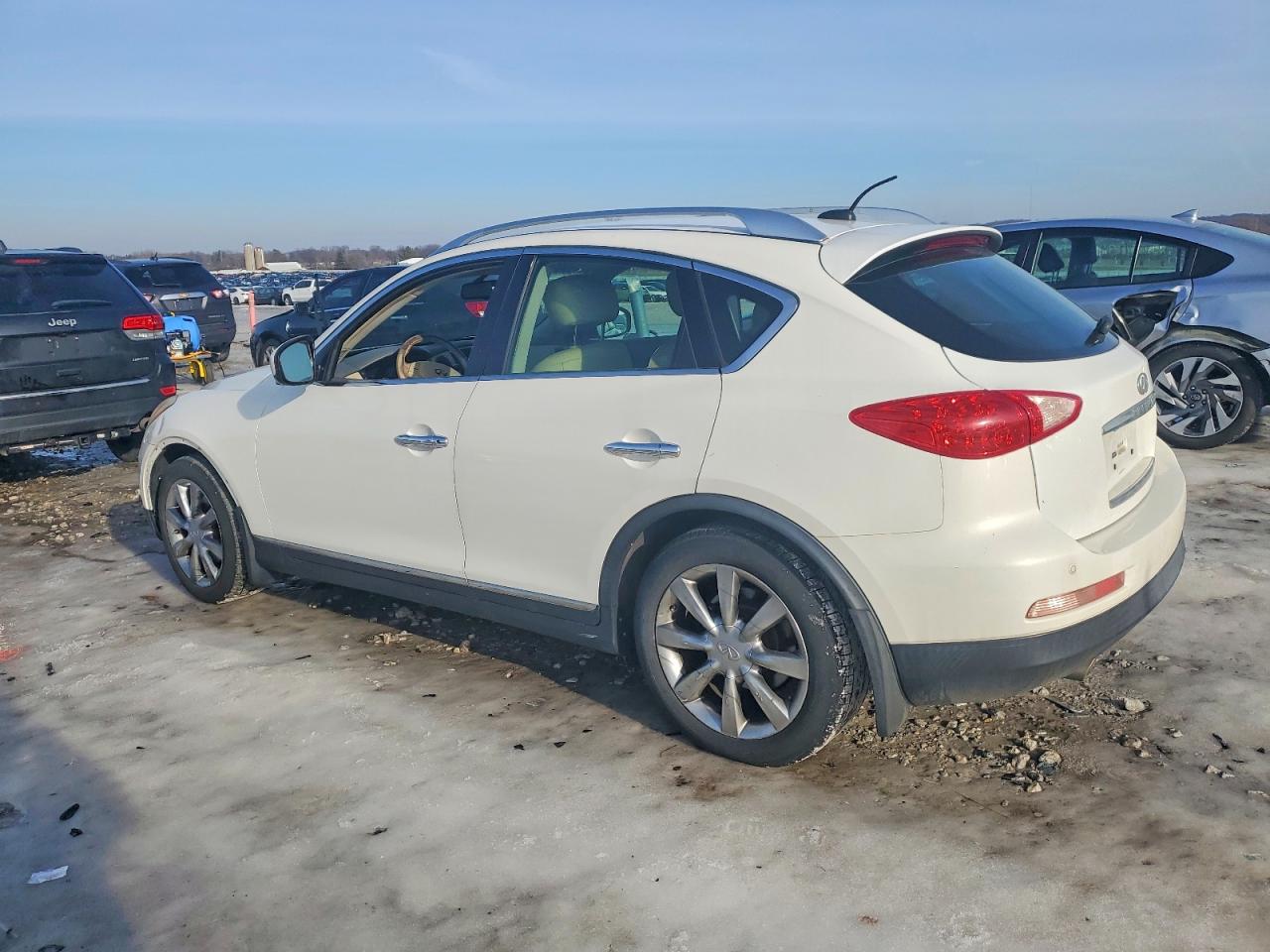 INFINITI Ex Base
