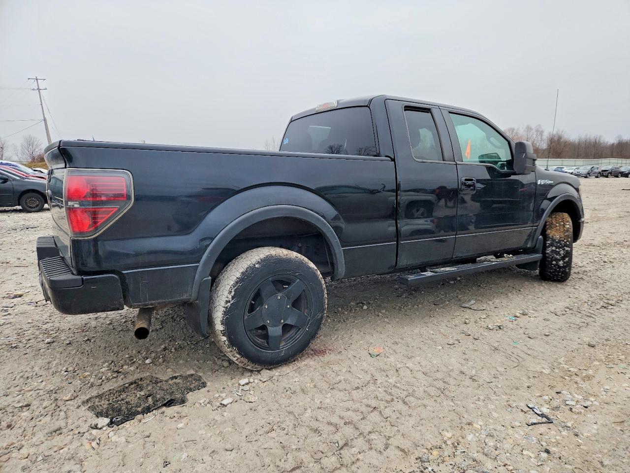 Ford F-150 Super Cab