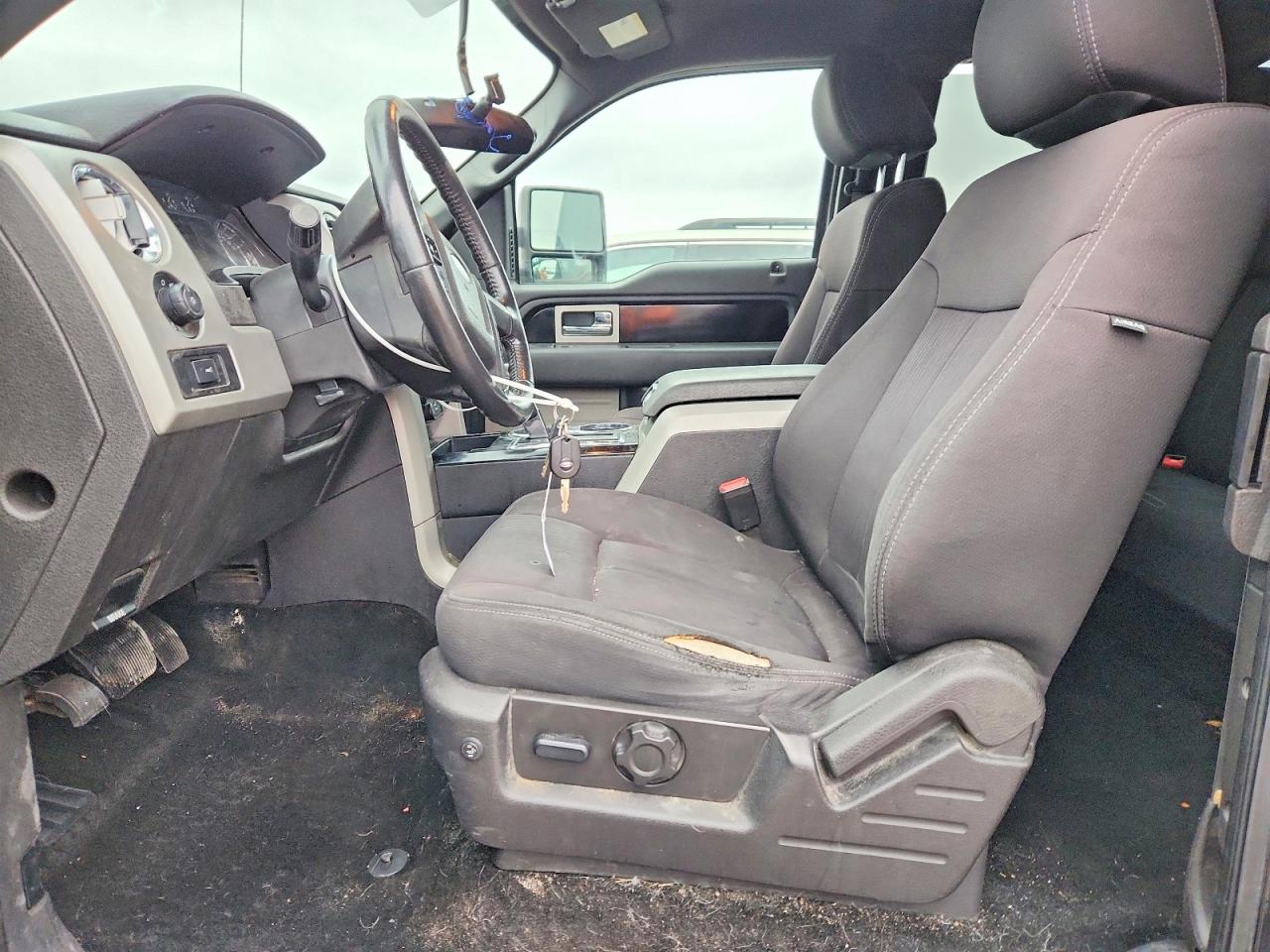 Ford F-150 Super Cab