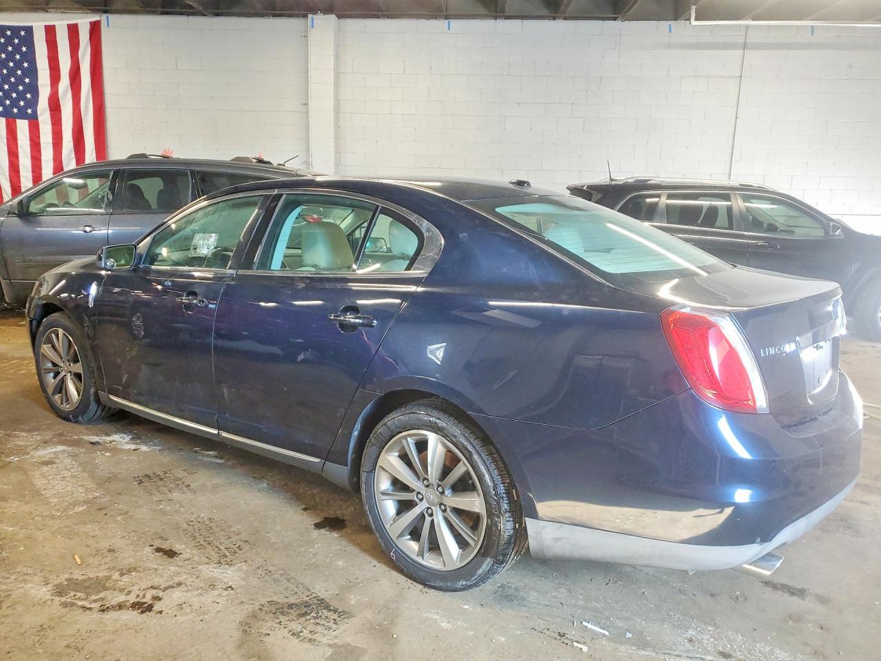 Lincoln MKS