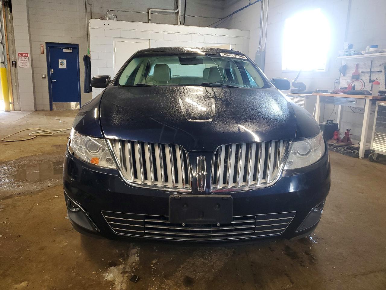 Lincoln MKS