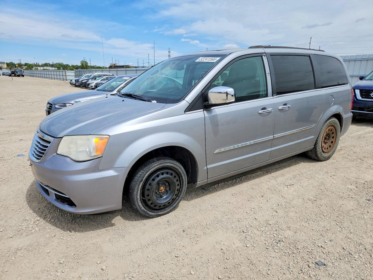 Salvage Chrysler Minivan Image