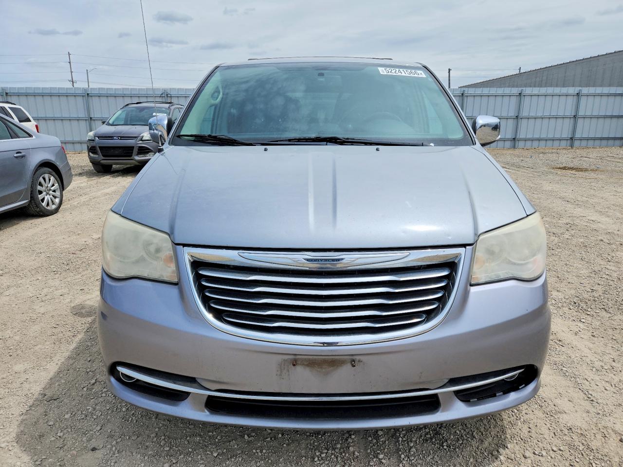 Chrysler Minivan Touring L