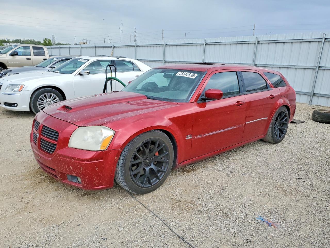 Salvage Dodge Magnum Image