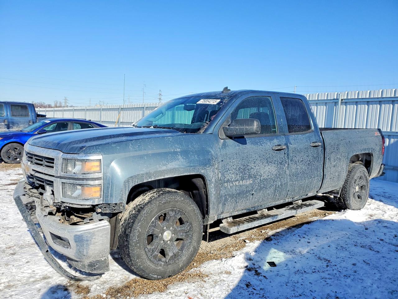 Salvage Chevrolet Silverado Image