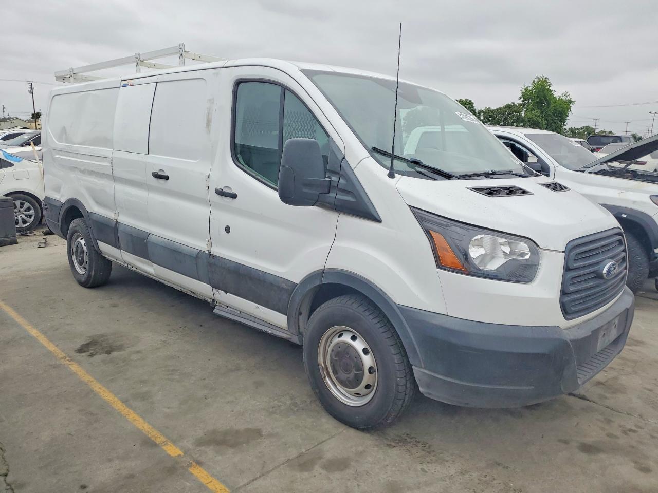 Ford Transit T-250