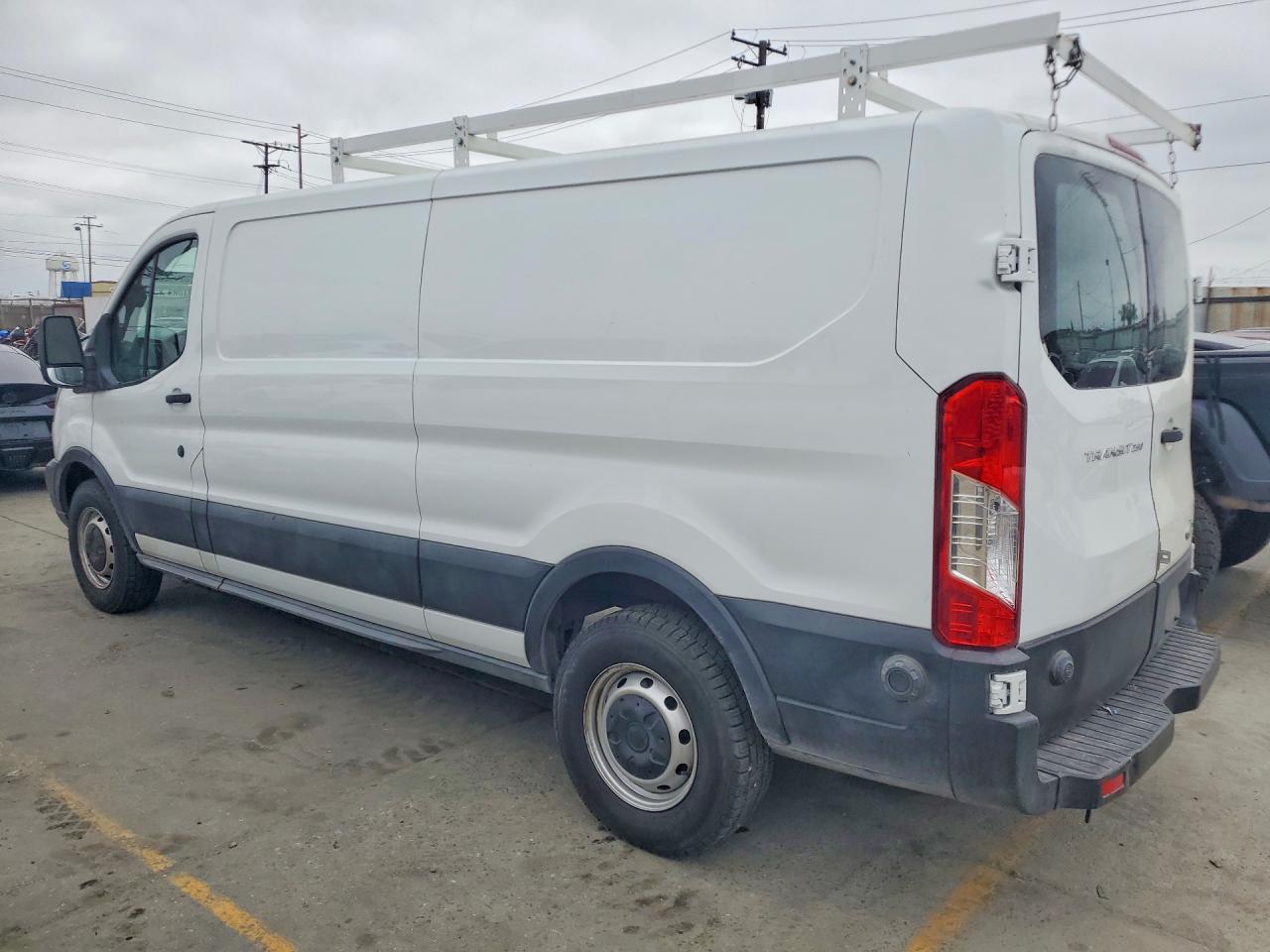 Ford Transit T-250