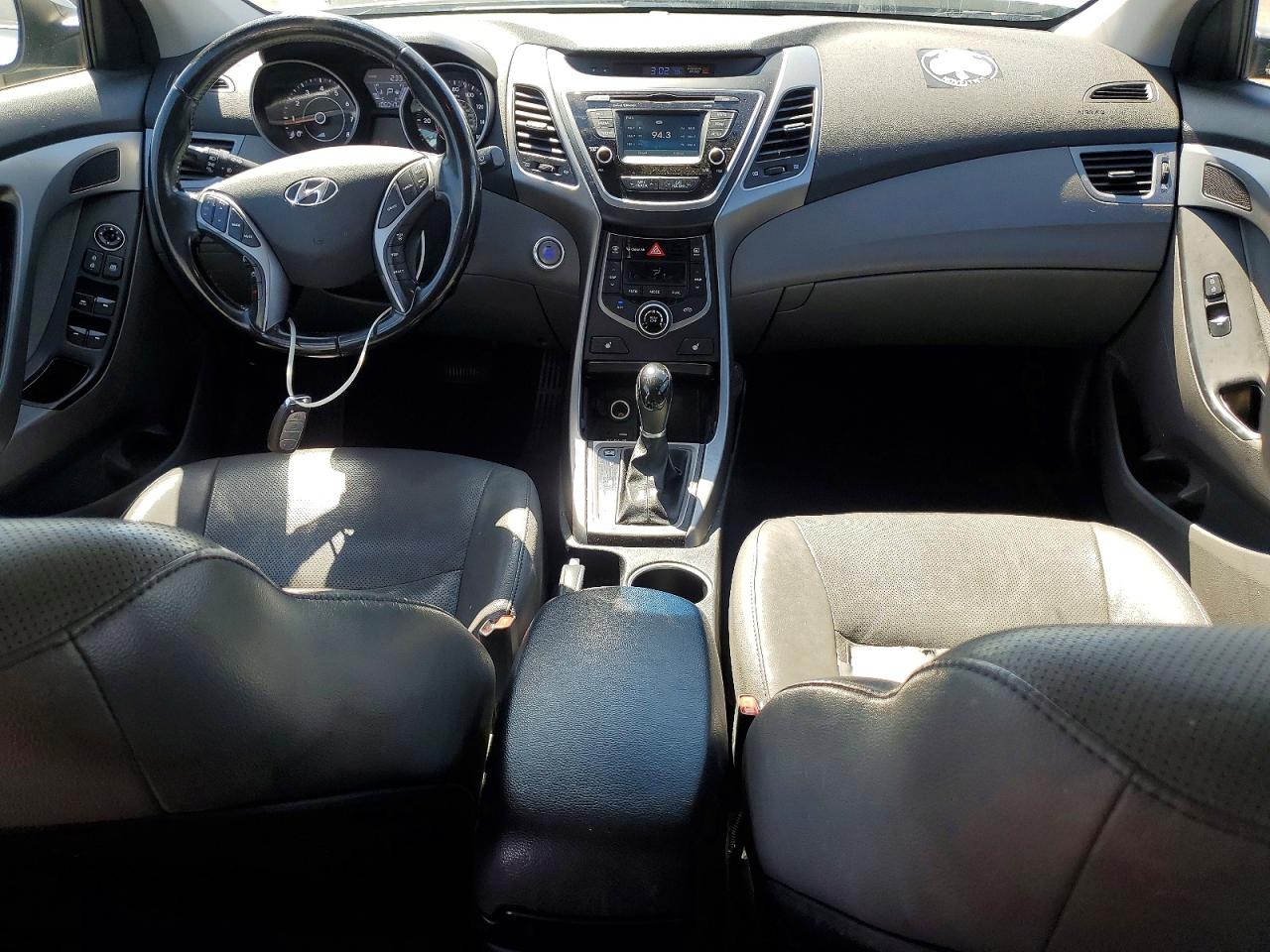 Hyundai ELANTRA Limited