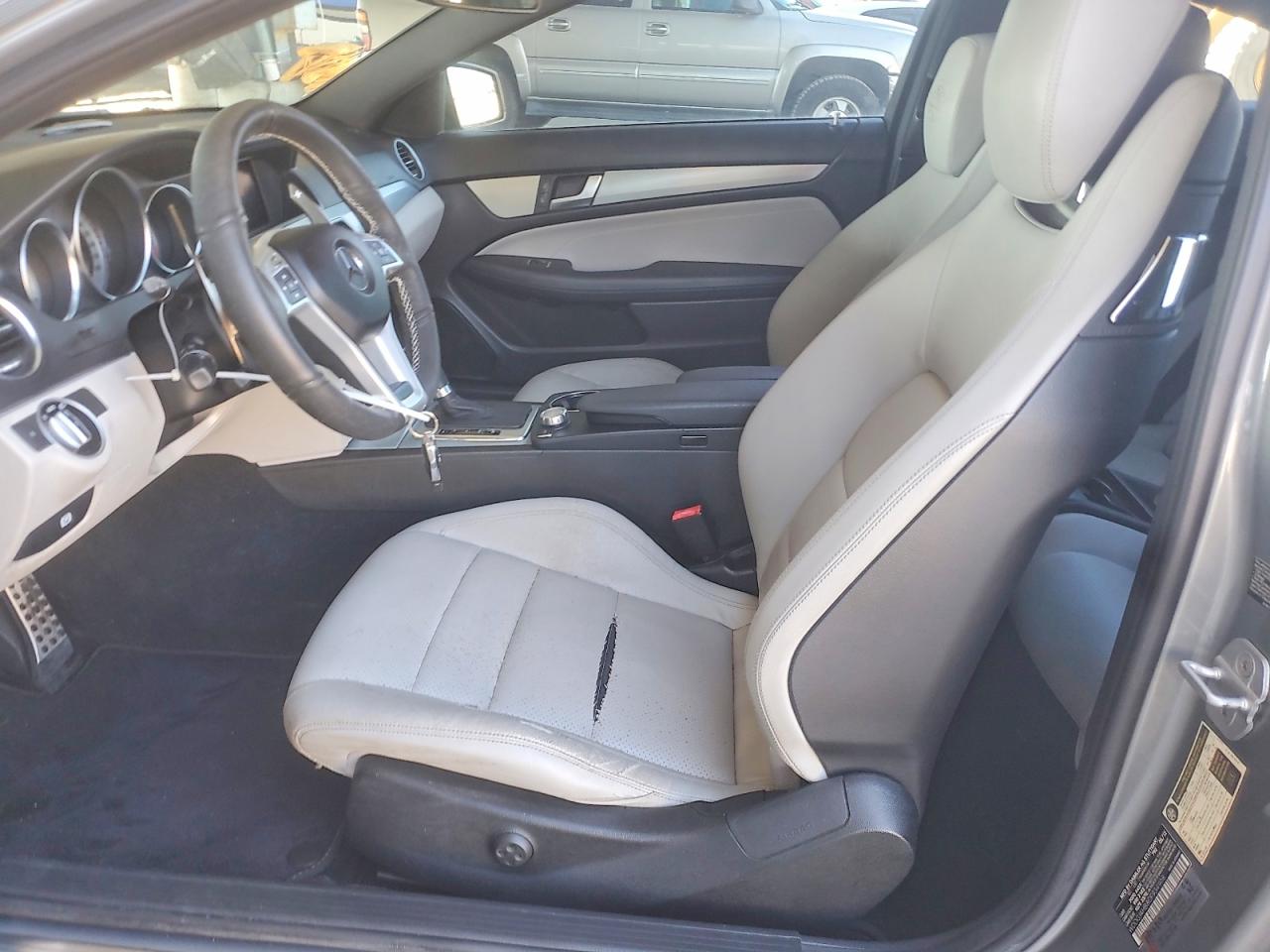 Mercedes-Benz C-Class 250