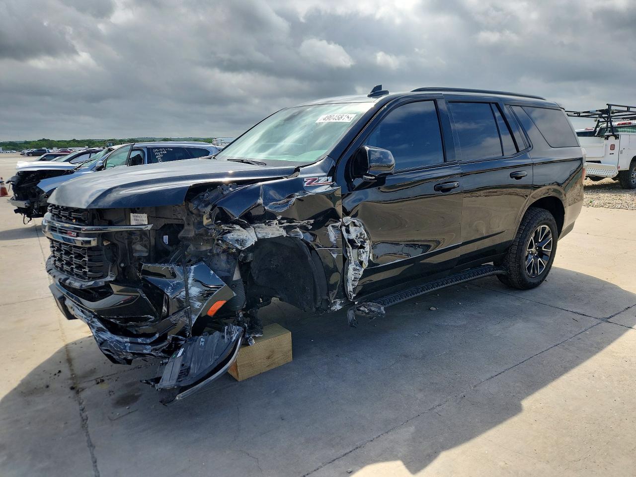 Salvage Chevrolet Tahoe Image
