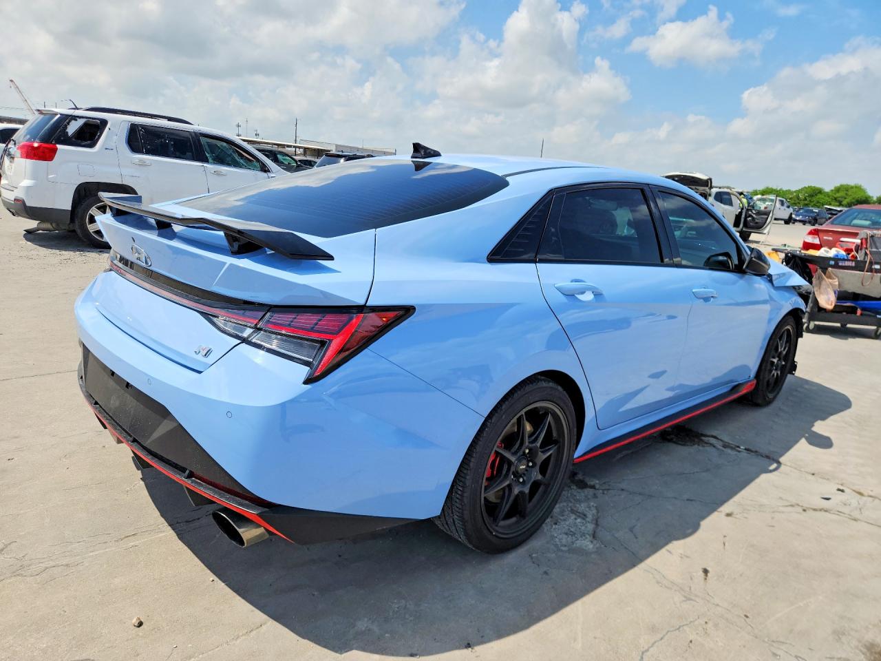 Hyundai ELANTRA Base