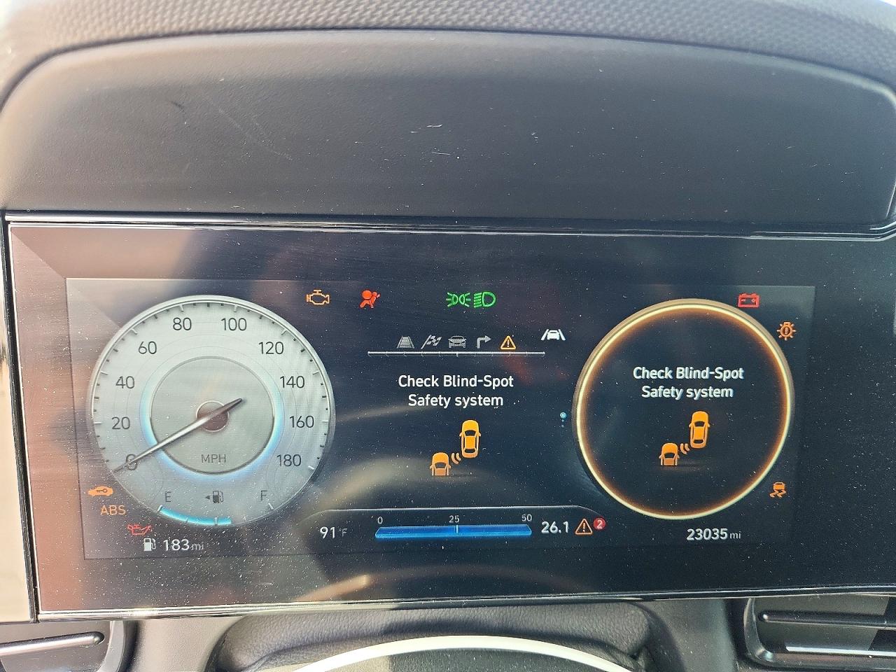 Hyundai ELANTRA Base