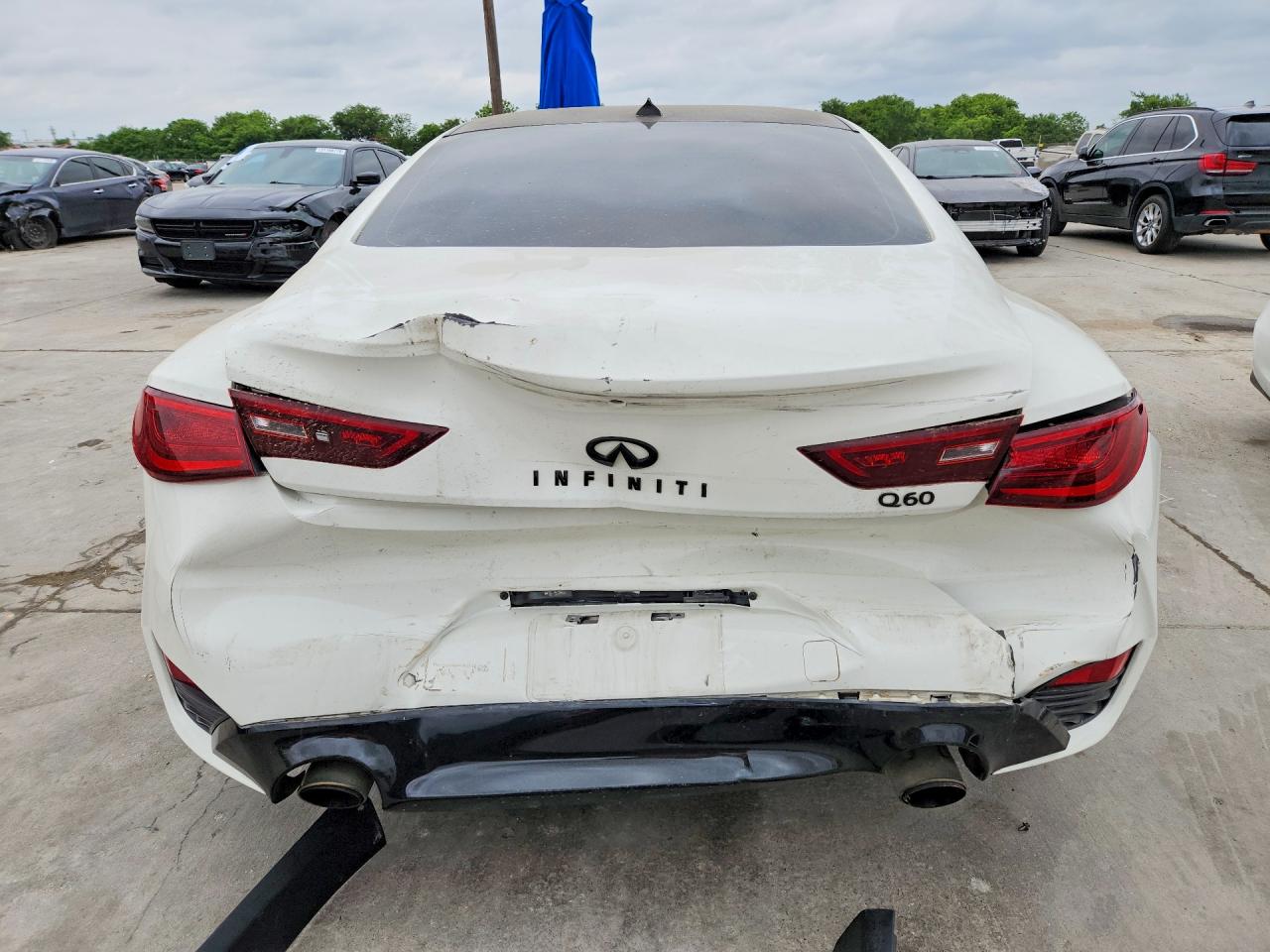 INFINITI Q60 2.0t