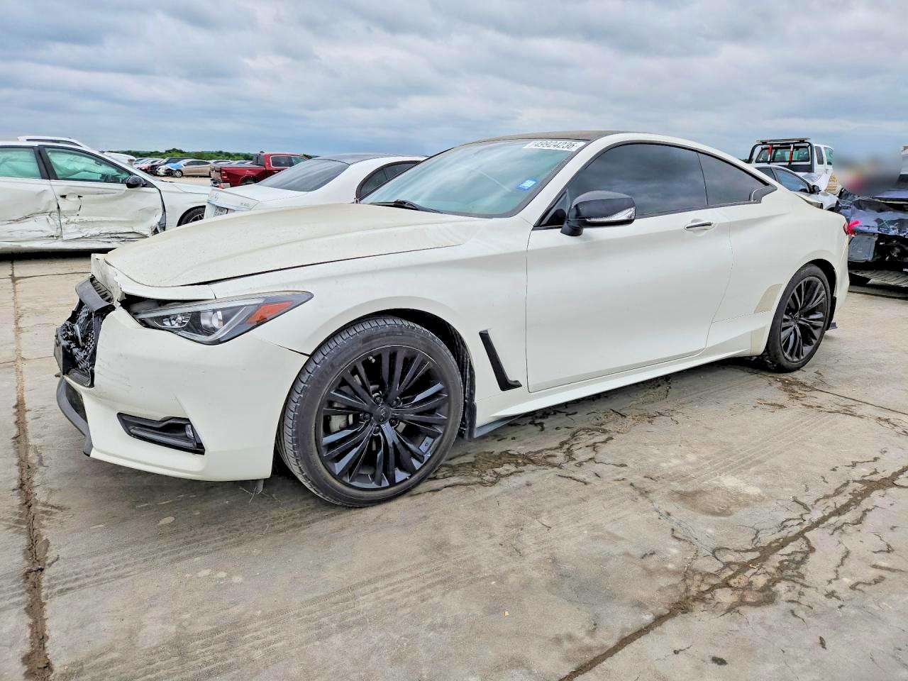 Salvage INFINITI Q60 2.0t Image