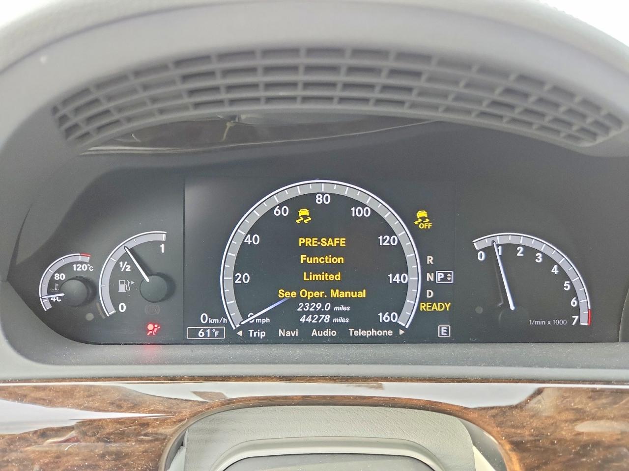 Mercedes-Benz S-Class 400
