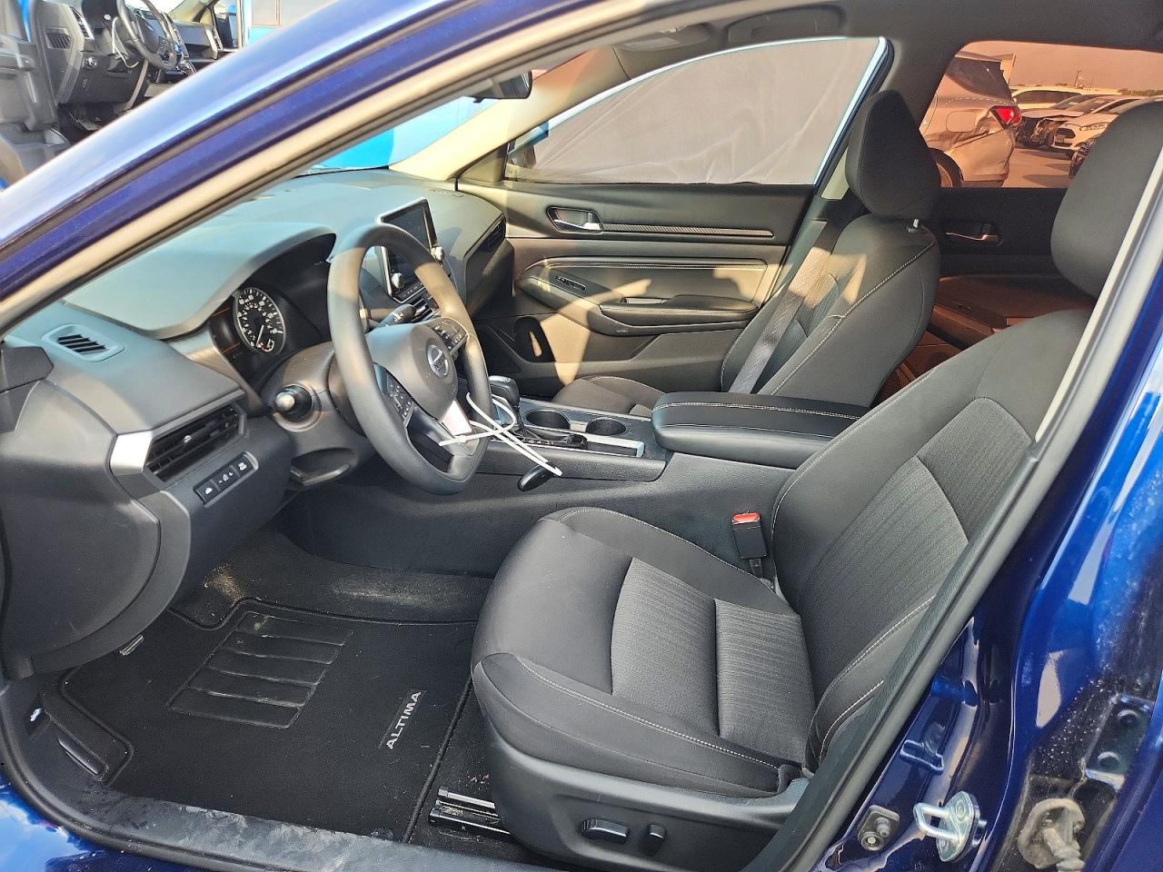 Nissan Altima S