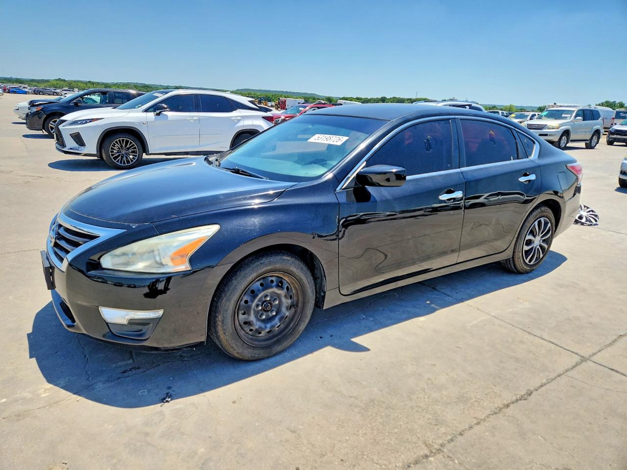 Salvage Nissan Altima Image
