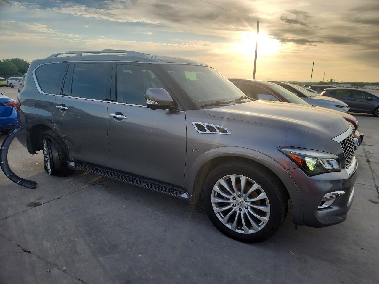 INFINITI Qx Base